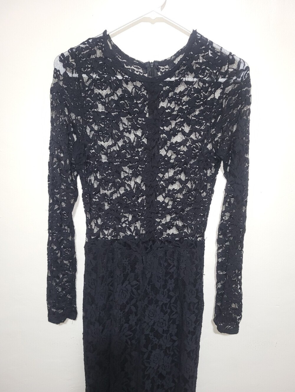 Women's Lace Wide-Leg Jumpsuit - Picture 5 of 6
